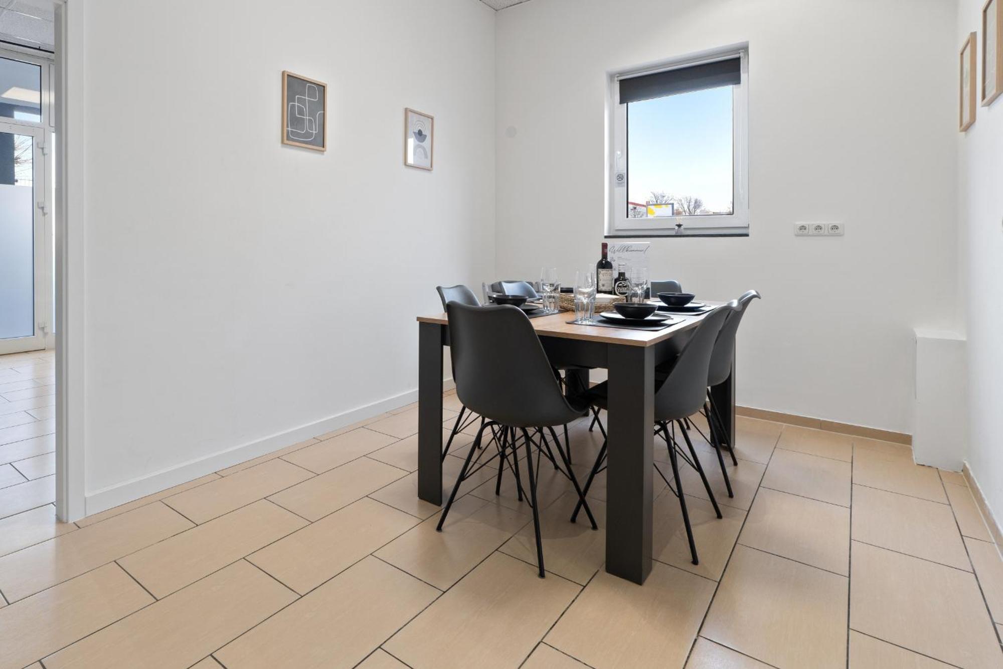 Apartment Gemuetlich Und Zentral, 3km Zum Flughafen Koeln-bonn