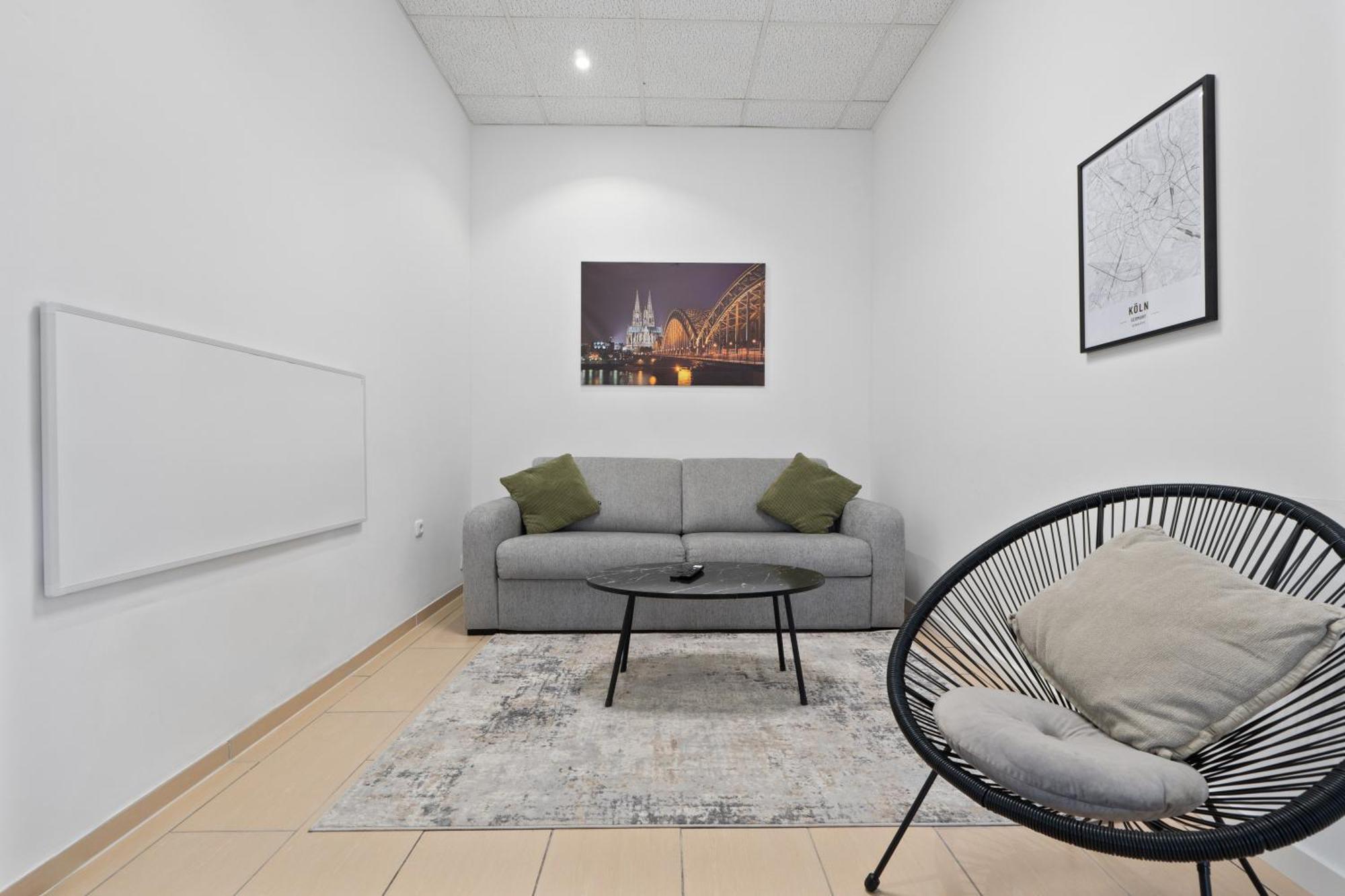 Apartment Gemuetlich Und Zentral, 3km Zum Flughafen Koeln-bonn Köln